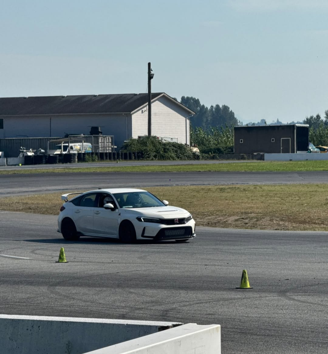ADVAN Neova AD09 - Ultra High Performance Tire - Yokohama