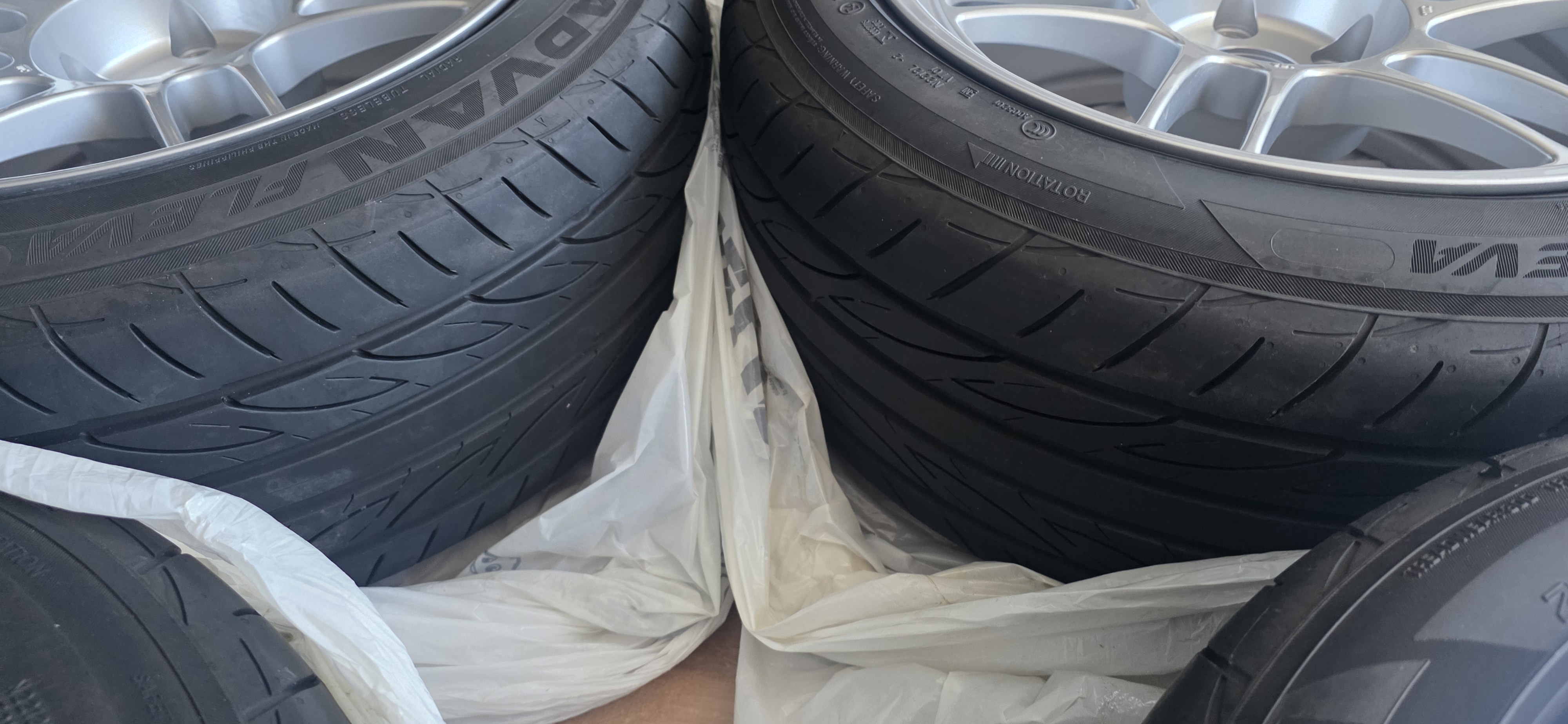ADVAN Fleva V701 - Performance Tires - Yokohama Canada